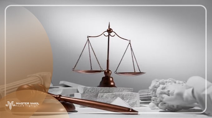 ویژگی های بهترین وکیل کیش