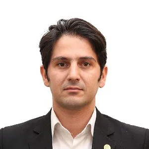 نادر امجدی