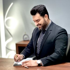 وکیل دادگستری وحید دهوی