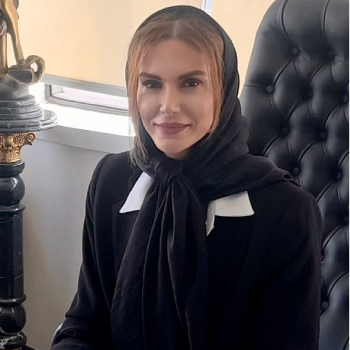 کاملیا احمدی