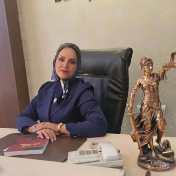 اکرم دوستی